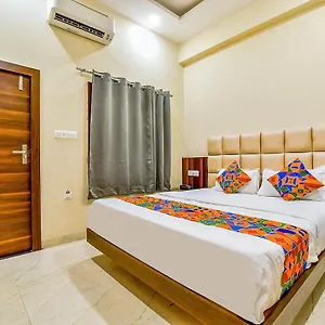 Hotel Fabexpress Dosa Plaza, Udaipur